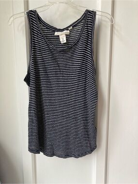 H&M | Linen Navy and White Sleeveless Tank Top